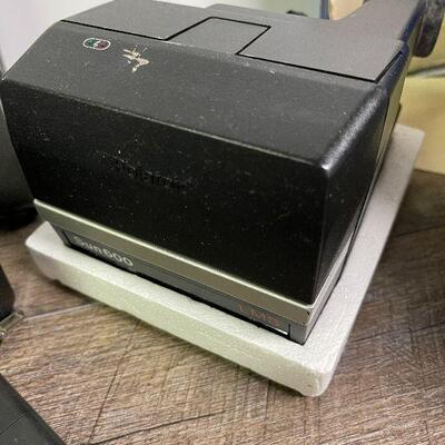L95: Collection of Vintage Cameras