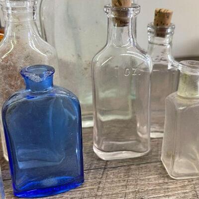L124: Collection of Small Bottles