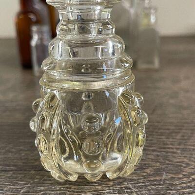 L124: Collection of Small Bottles