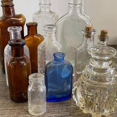 L124: Collection of Small Bottles