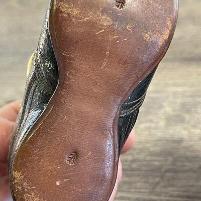 L126: Vintage Leather Baby Shoes and Vintage Straight Blade