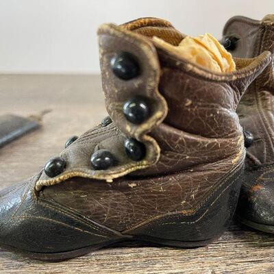 L126: Vintage Leather Baby Shoes and Vintage Straight Blade
