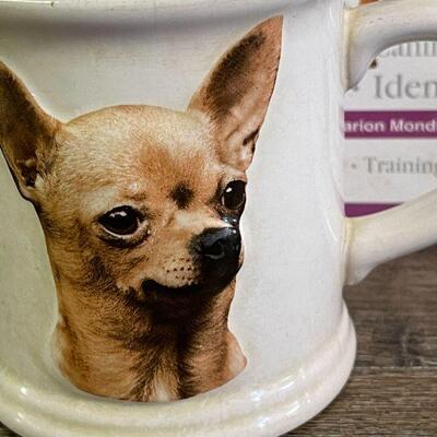 L127: Chihuahua Book Taco Bell Dog
