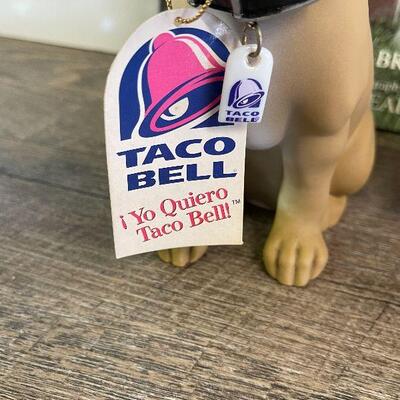 L127: Chihuahua Book Taco Bell Dog