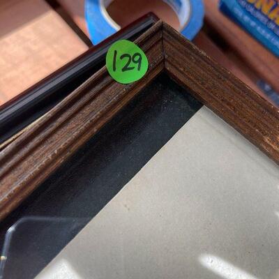 L129: Lot of Frames
