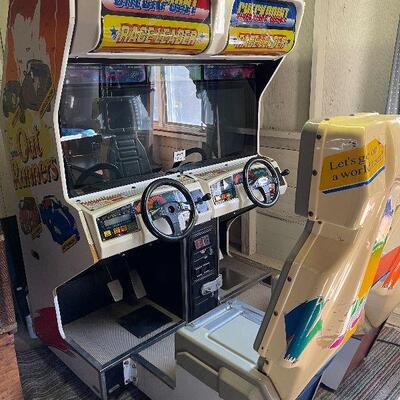 L131: SEGA Outrunners Arcade Machine