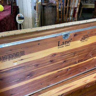 L133: Lane Hope Chest