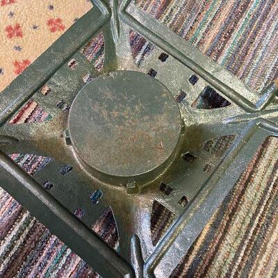 L137: Cast Iron Christmas Tree Stand