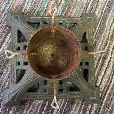 L137: Cast Iron Christmas Tree Stand
