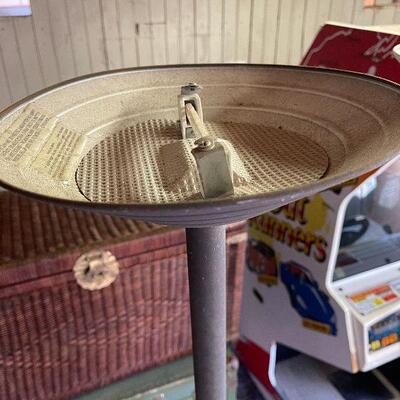 L139: Two Standing Lamps