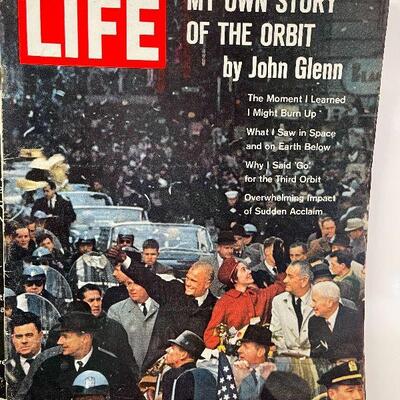 L141: Vintage life magazines