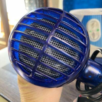 L143: Vicks Humidifier and Conaire Hair Dryer