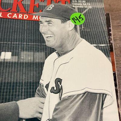 L145: Collection of sports memorabilia