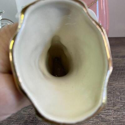 L147: Collection of Vases
