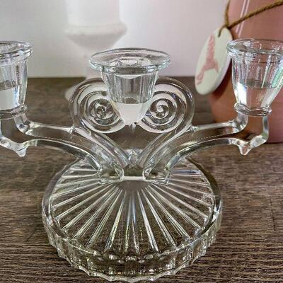 L147: Collection of Vases