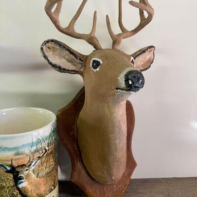 L153: Deer Decor