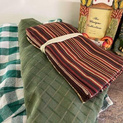 L155: Collection of Fall Decor