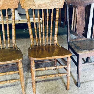 L157: Three Chairs
