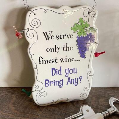L166: Collection of Wine Accessories