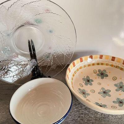 L168: Three Serving Bowls