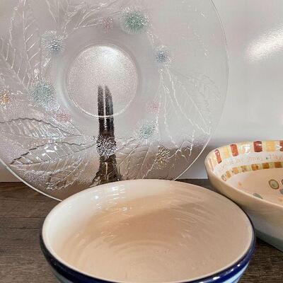 L168: Three Serving Bowls