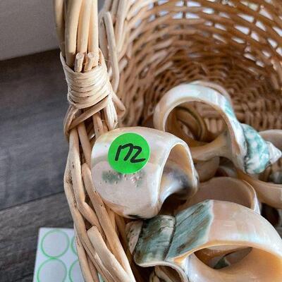 L172: Real Shell Napkin Rings