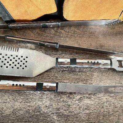 L180: Grill Set