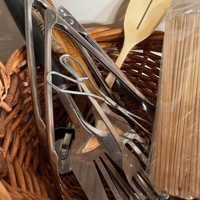 L181: Basket of Serving and Grilling Utensils