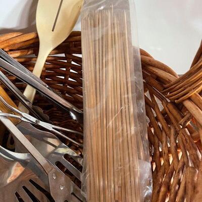 L181: Basket of Serving and Grilling Utensils