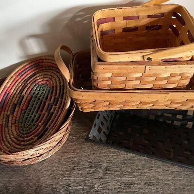 L183: Lot of Baskets