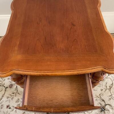 Stylish Side or End Table with Drawer