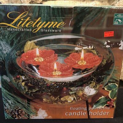 #104 Floating Poinsettia Candle 