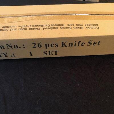 #129  26 Piece Knife Set New in the Box 