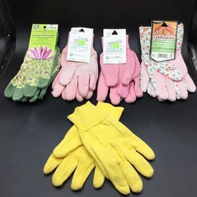 Lot of 5 Gardening Gloves