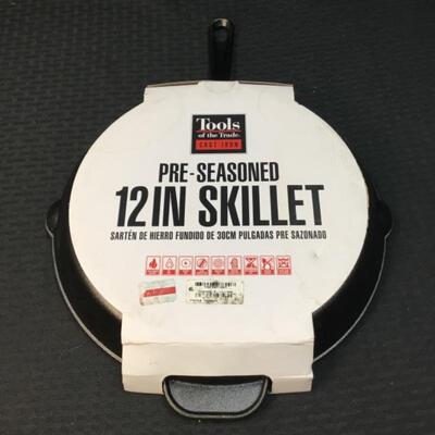 NWT 12“ Cast-iron Skillet