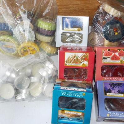 30 plus Yankee Candle tea lights.