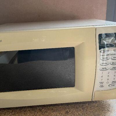 187: Sharp Carousel Microwave and Crock Pot
