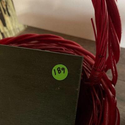189: Red Baskets and Evergreen Wreath