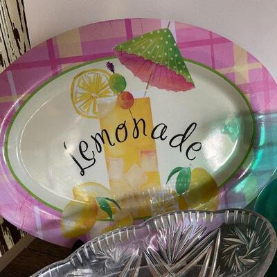 191: Easter Tablecloths and Plastic Serving Dishes