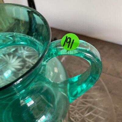 191: Easter Tablecloths and Plastic Serving Dishes