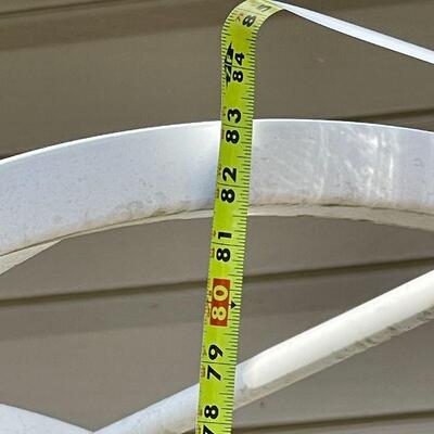 222: White Pastic Garden Arch