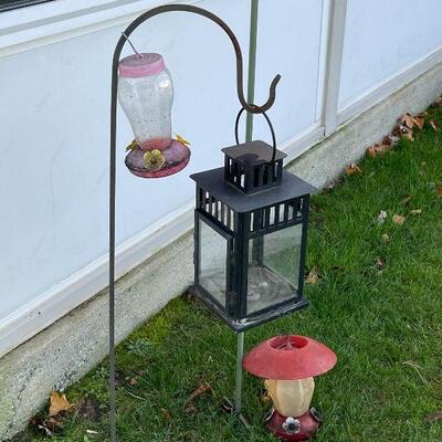 227: Lot of Outdoor Decor