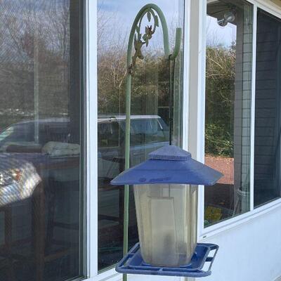 227: Lot of Outdoor Decor