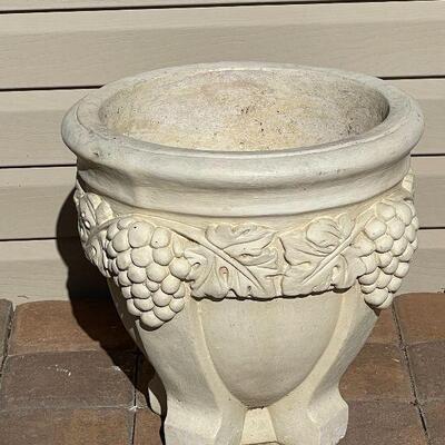 229: Heavy Outdoor Planter