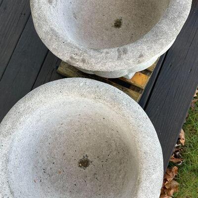 233: Set of Two Planters
