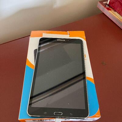 259: Samsung Tablet and Go Phone