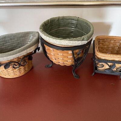 262: Longaberger Baskets with Metal holders