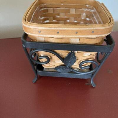 262: Longaberger Baskets with Metal holders