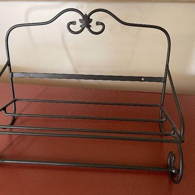 266: Black metal shelf with Rod and more
