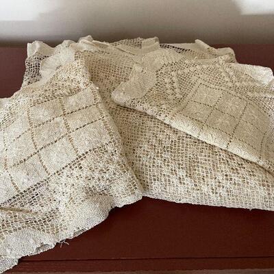 267: Vintage Linens